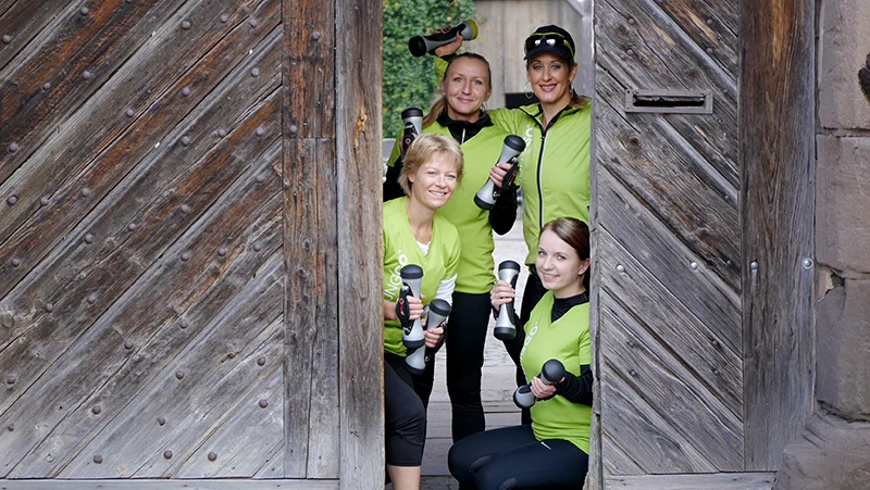 YoungGo Gruppe im YoungGo Parcours am Schloss in Glatt